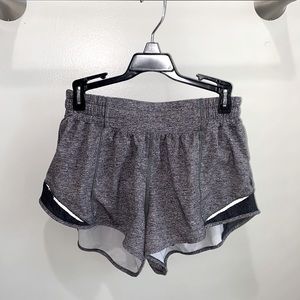 Lululemon Size 4 gray Hotty hot shorts